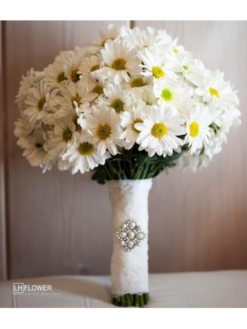 bó hoa cưới cầm tay