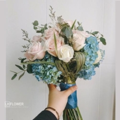 hoa cưới cô dâu