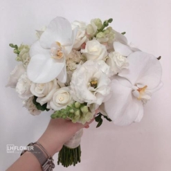 hoa cầm tay cô dâu