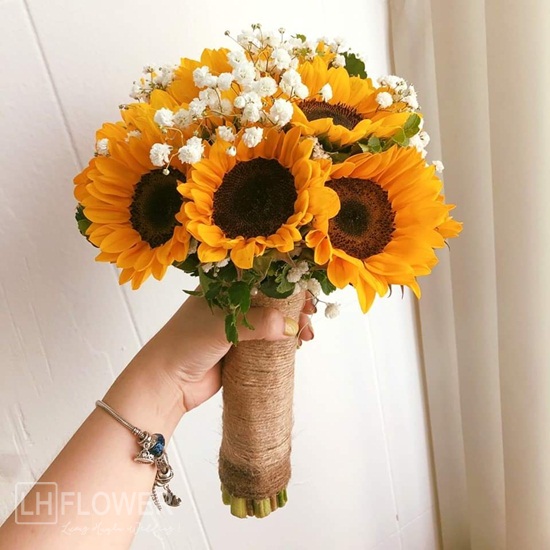 Vì sao nên chọn hoa cưới hướng dương