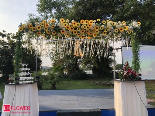   Concept cổng hoa cưới hoa hướng dương   Cong-cuoi-hoa-huong-duong-4-510x383